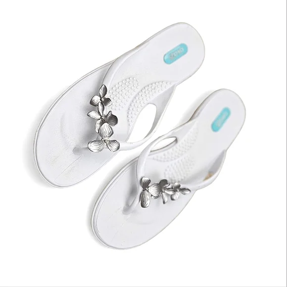 Oka.B Kona Metal Floral Flip Flop Sandals in Salt Size ML - Picture 4 of 12